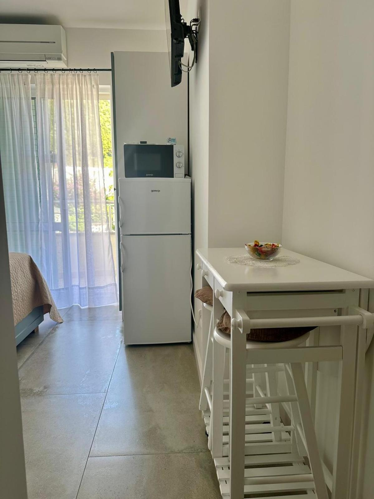 Apartments Lozina ドルヴェニク エクステリア 写真