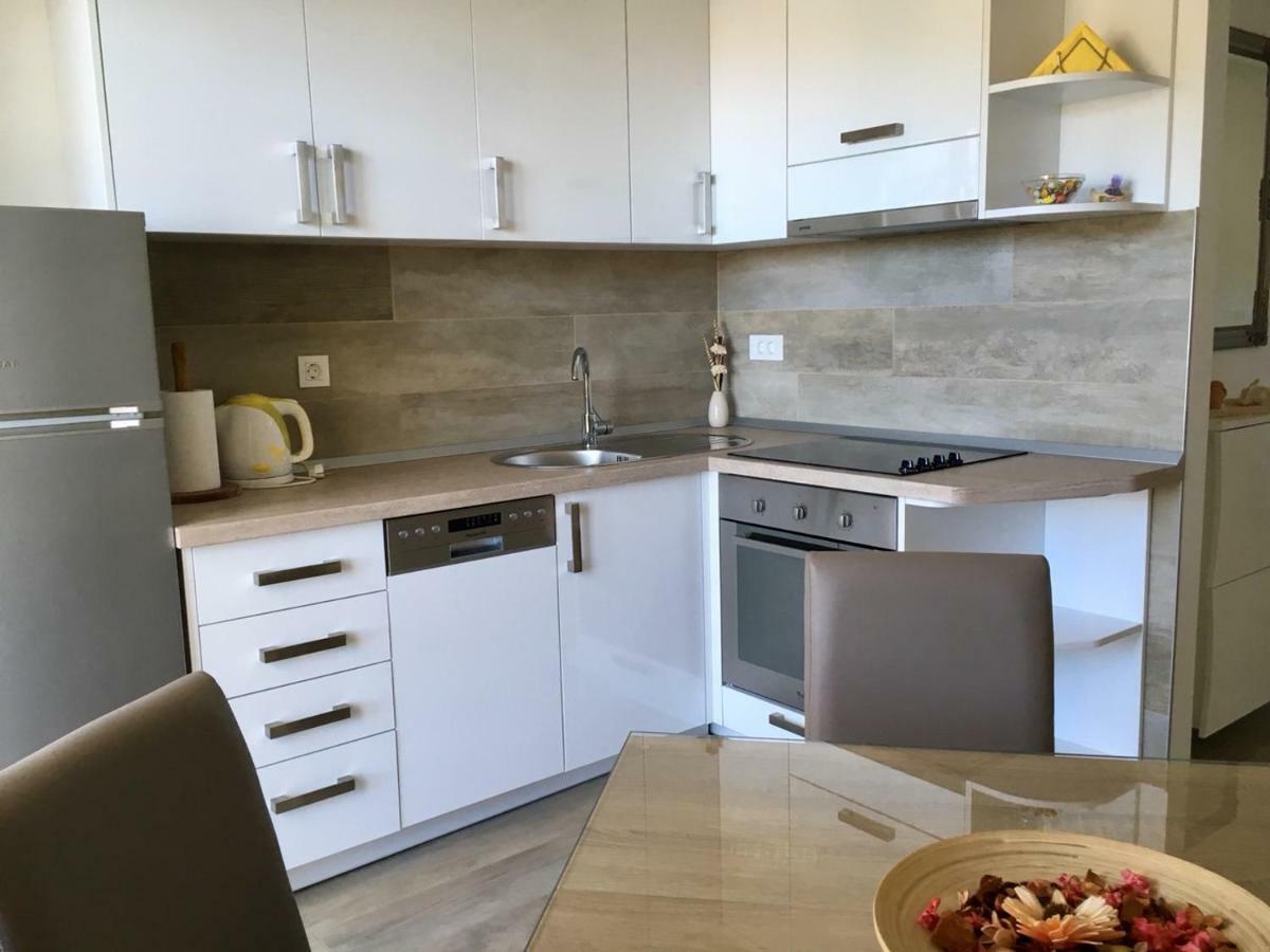 Apartments Lozina ドルヴェニク エクステリア 写真